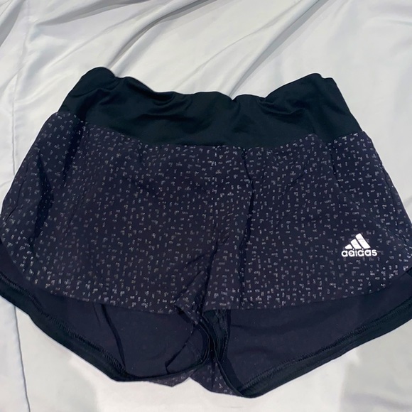 Athletic shorts - Picture 1 of 2